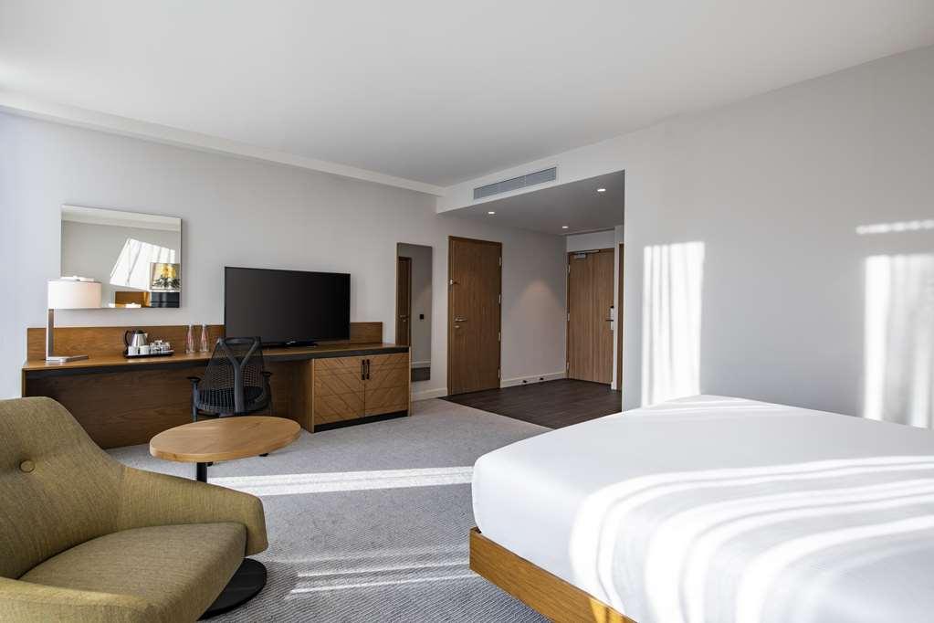 Hilton Garden Inn Tbilisi Chavchavadze Habitación foto